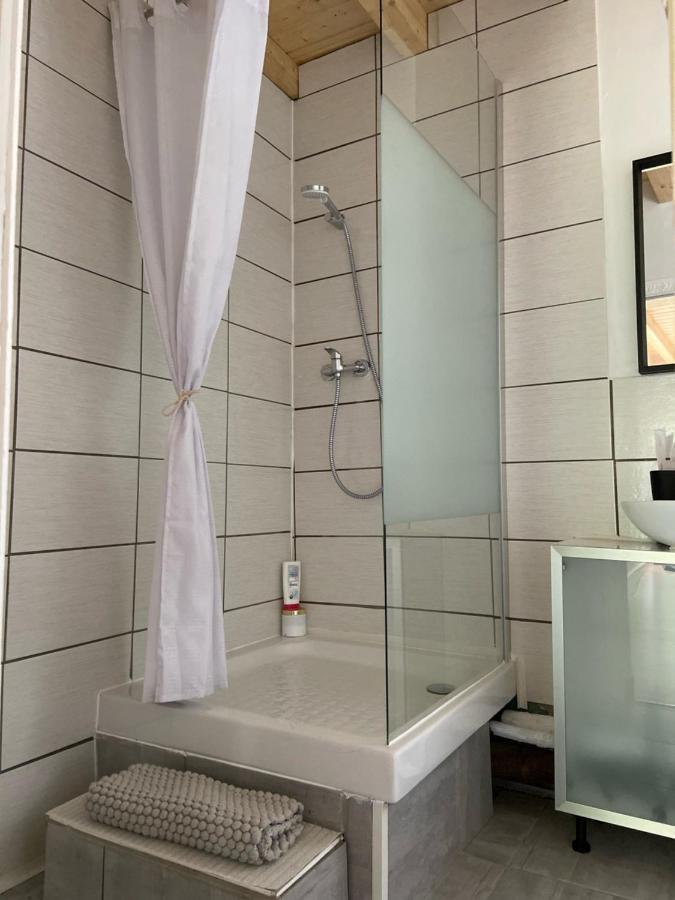 Le Chene: Petit Chalet Cosy Proche De Mulhouse Riedisheim Eksteriør billede